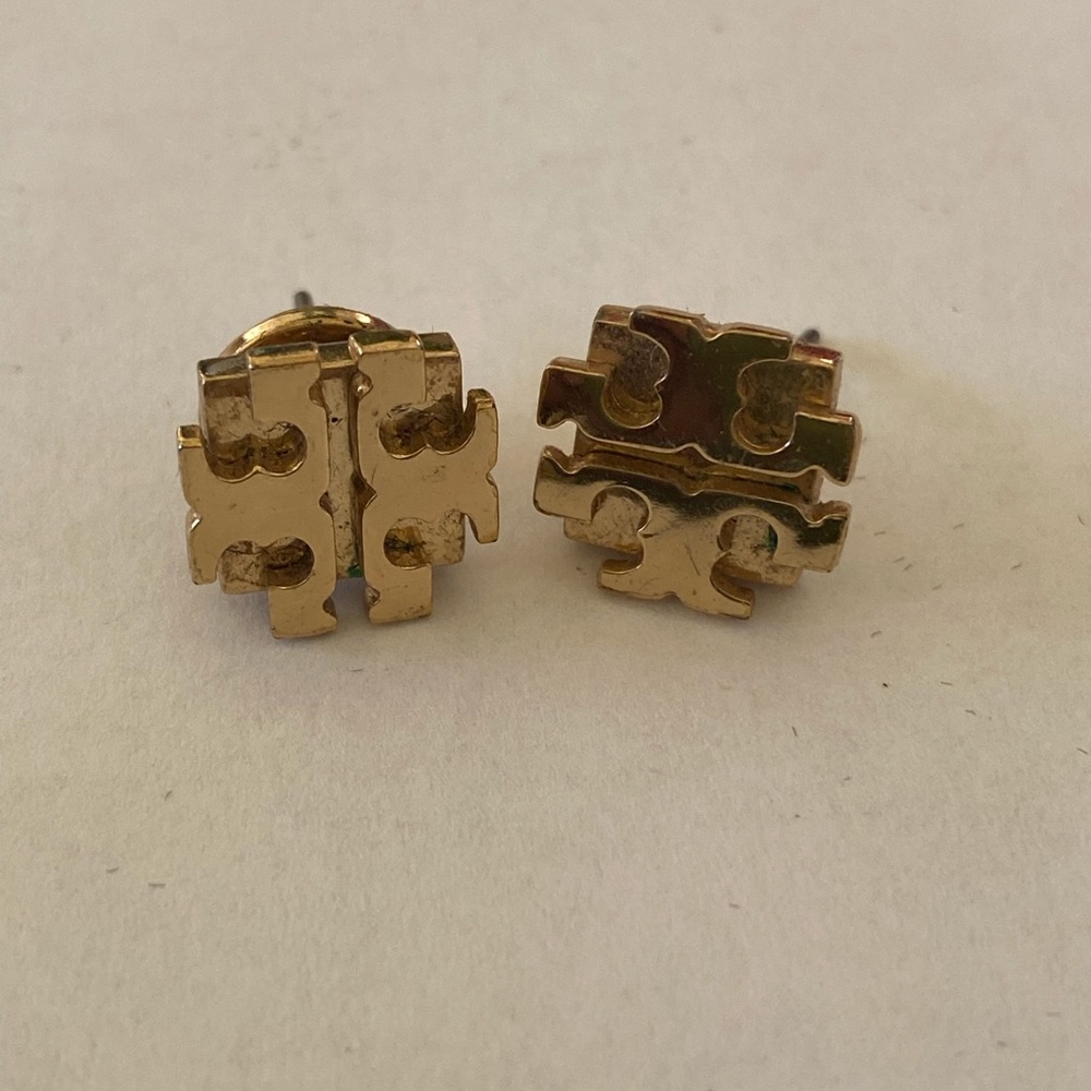 Tory Burch earring studs